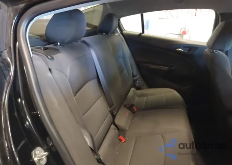 2019 Chevrolet Cruze Ls z USA, uszkodzony, nr VIN 1G1BC5SM5K7132526